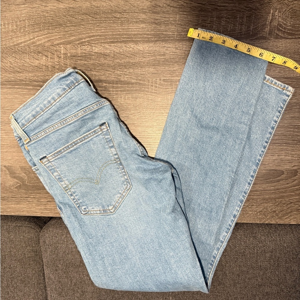 Levi's Distressed Light Blue Skinny Jeans - Picture 10 of 13